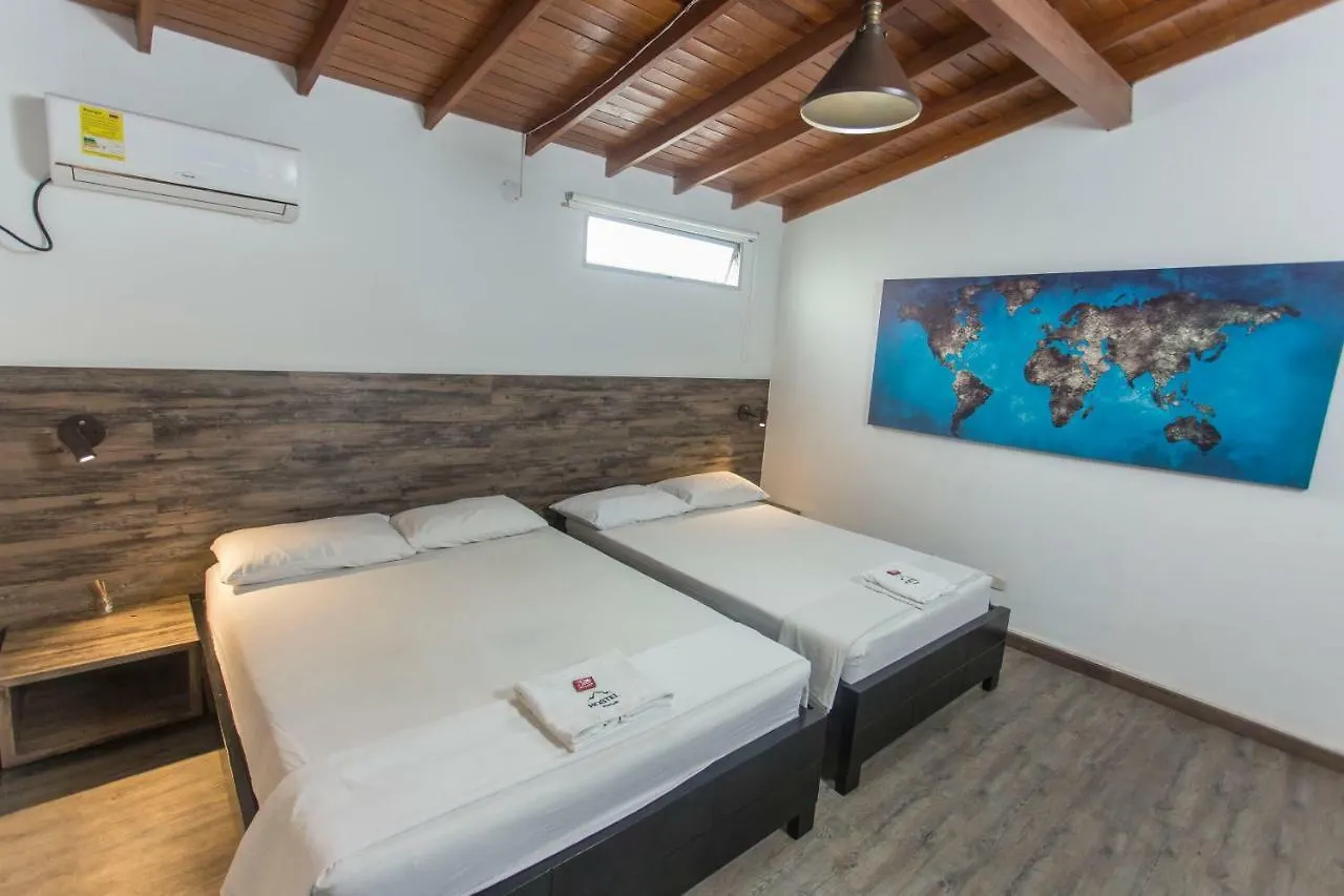 Montanita Hostel 메딜린