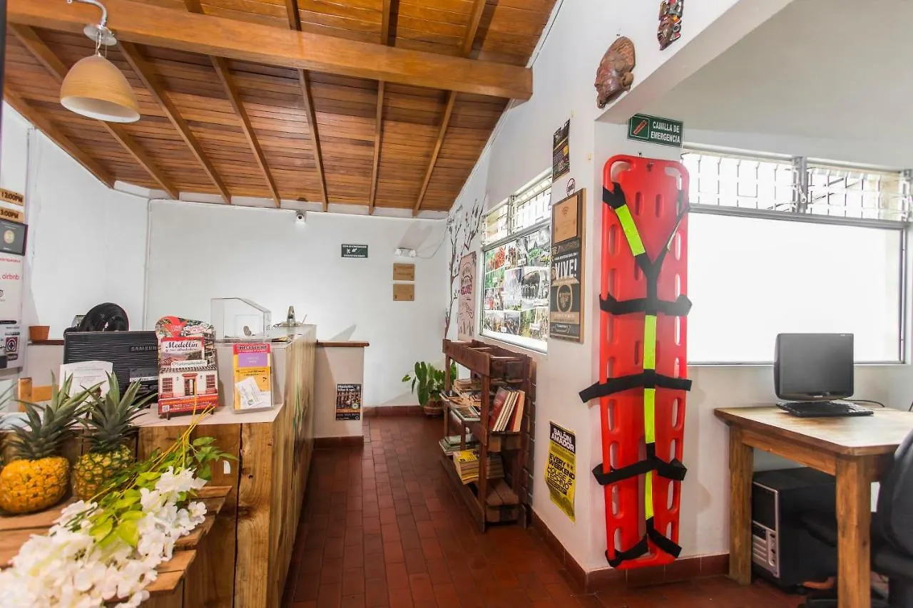 Montanita Hostel 메딜린
